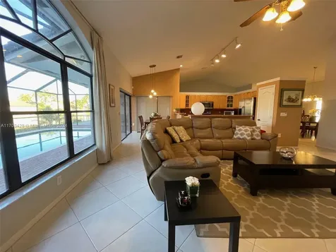 19451 NW 8th Street Pembroke Pines FL 33029
