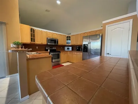 19451 NW 8th Street Pembroke Pines FL 33029
