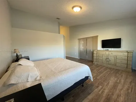 19451 NW 8th Street Pembroke Pines FL 33029