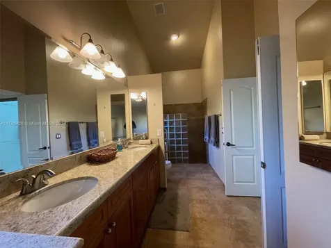 19451 NW 8th Street Pembroke Pines FL 33029