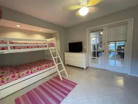 19451 NW 8th Street Pembroke Pines FL 33029