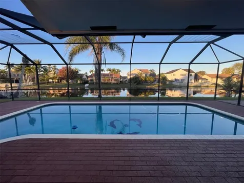 19451 NW 8th Street Pembroke Pines FL 33029