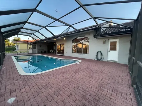 19451 NW 8th Street Pembroke Pines FL 33029