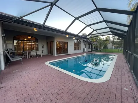 19451 NW 8th Street Pembroke Pines FL 33029