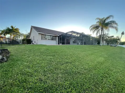 19451 NW 8th Street Pembroke Pines FL 33029