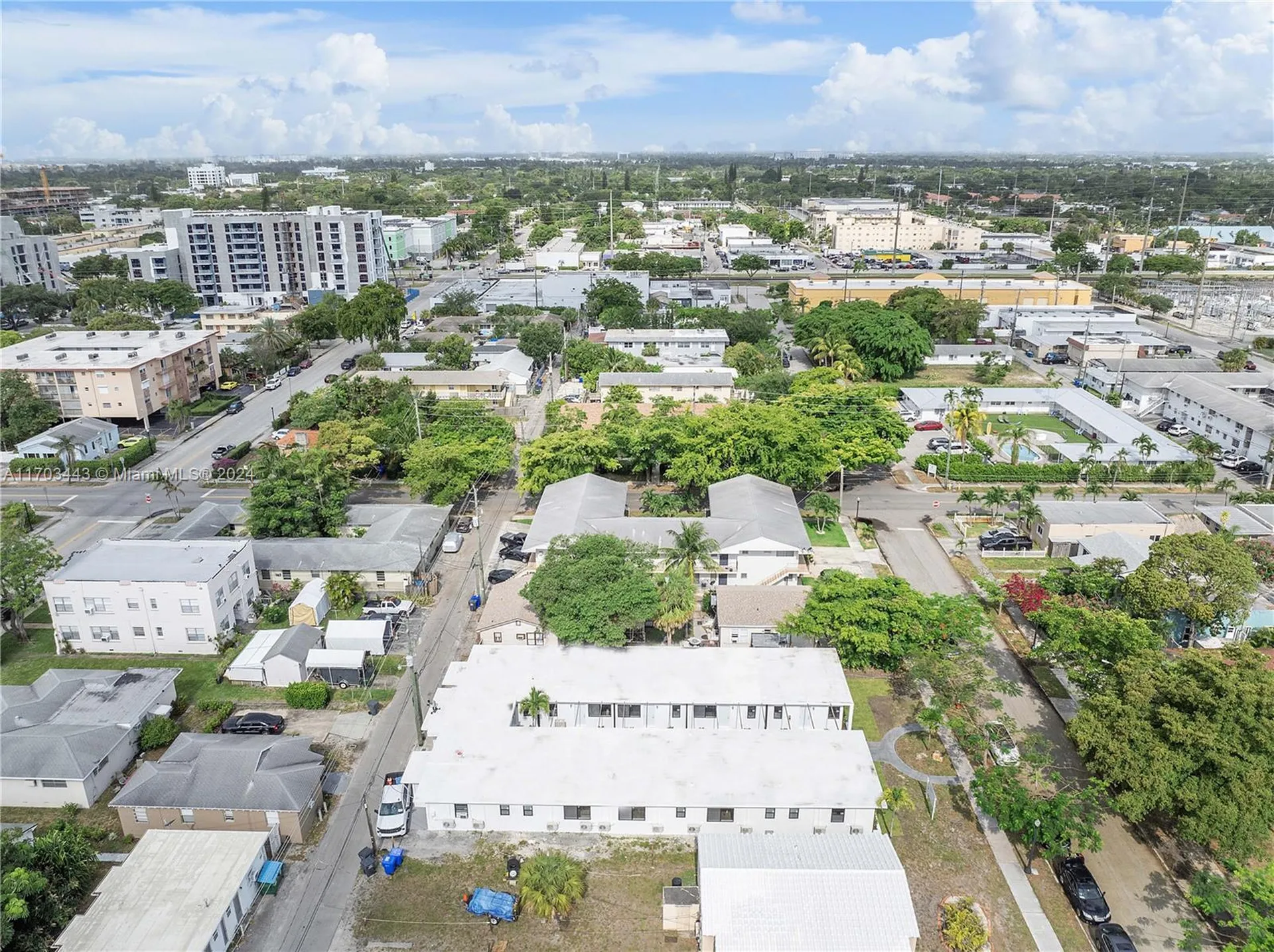 1946 Pierce Street Hollywood FL 33020