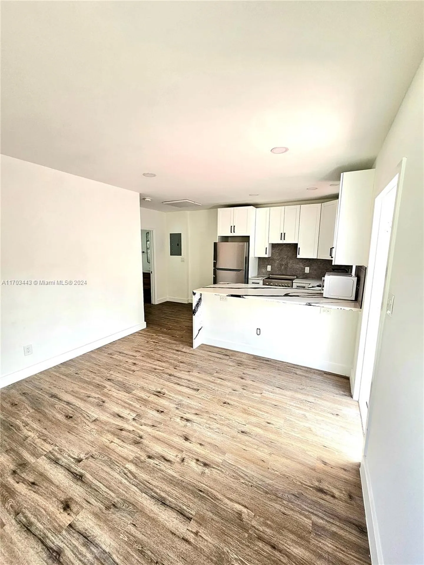 1946 Pierce Street Hollywood FL 33020