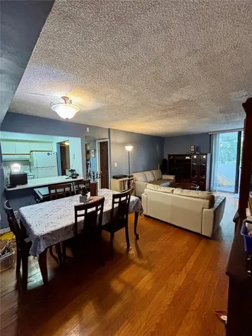 2715 Tigertail Avenue Miami FL 33133