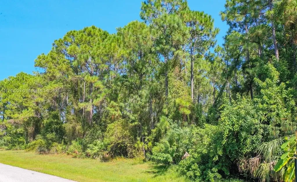 31 Karmain Road North Port FL 34288