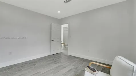 270 W 57th Street Hialeah FL 33012