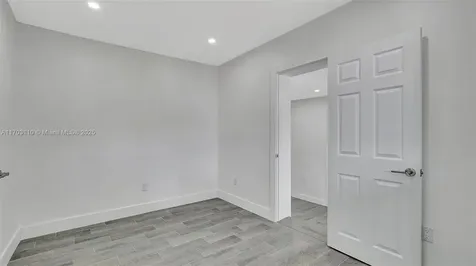 270 W 57th Street Hialeah FL 33012