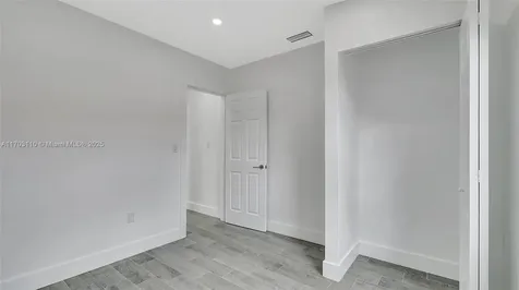 270 W 57th Street Hialeah FL 33012