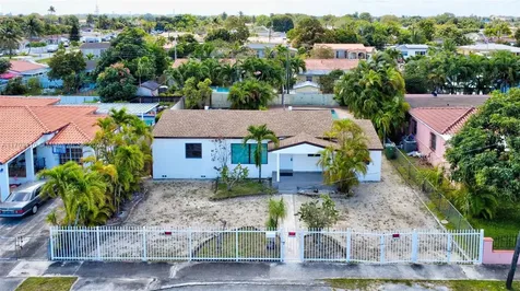 270 W 57th Street Hialeah FL 33012