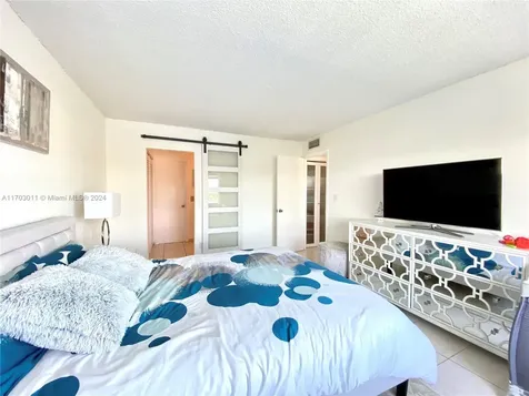 401 Golden Isles Drive Hallandale Beach FL 33009