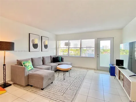 401 Golden Isles Drive Hallandale Beach FL 33009