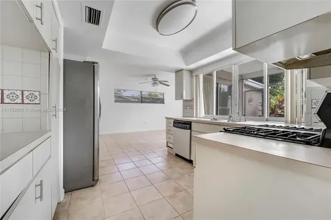 10150 NW 24th Street Sunrise FL 33322