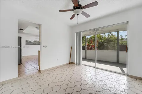10150 NW 24th Street Sunrise FL 33322