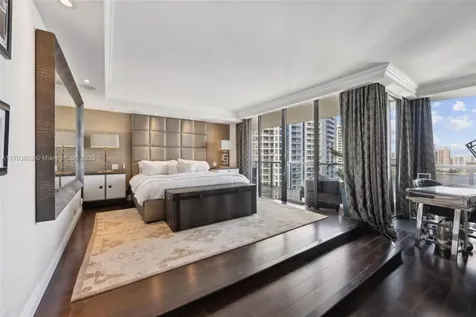 4000 Island Boulevard Aventura FL 33160