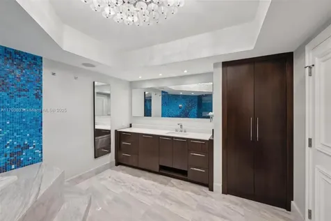 4000 Island Boulevard Aventura FL 33160