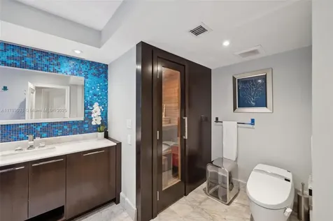 4000 Island Boulevard Aventura FL 33160