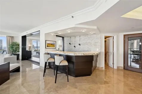 4000 Island Boulevard Aventura FL 33160