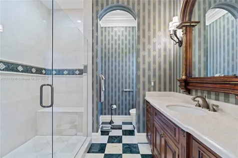 833 Harbour Isle Place North Palm Beach FL 33410