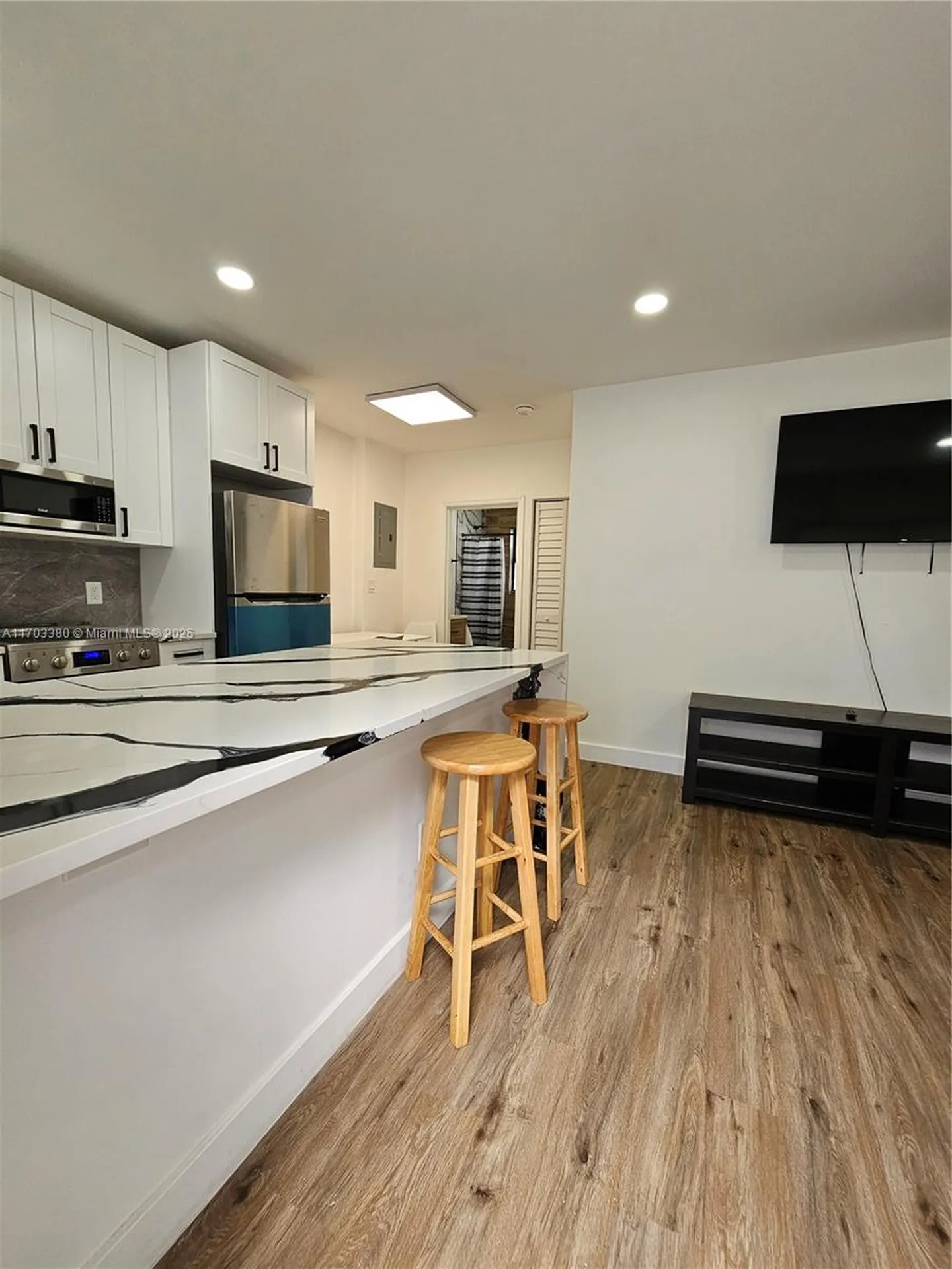 1946 Pierce Street Hollywood FL 33020