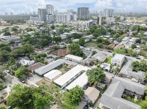 1946 Pierce Street Hollywood FL 33020
