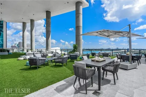 398 NE 5th Street Miami FL 33132