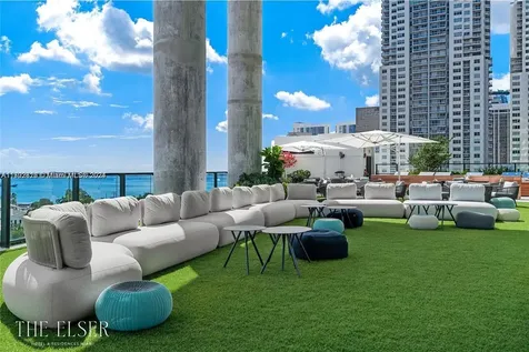 398 NE 5th Street Miami FL 33132