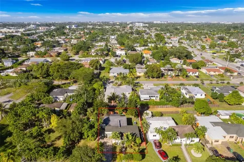 6765 SW 34th Street Miami FL 33155