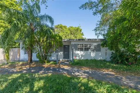 5731 Arthur Street Hollywood FL 33021