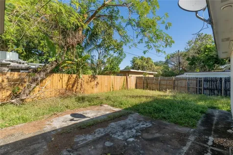 5731 Arthur Street Hollywood FL 33021