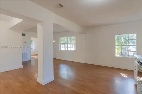 5731 Arthur Street Hollywood FL 33021
