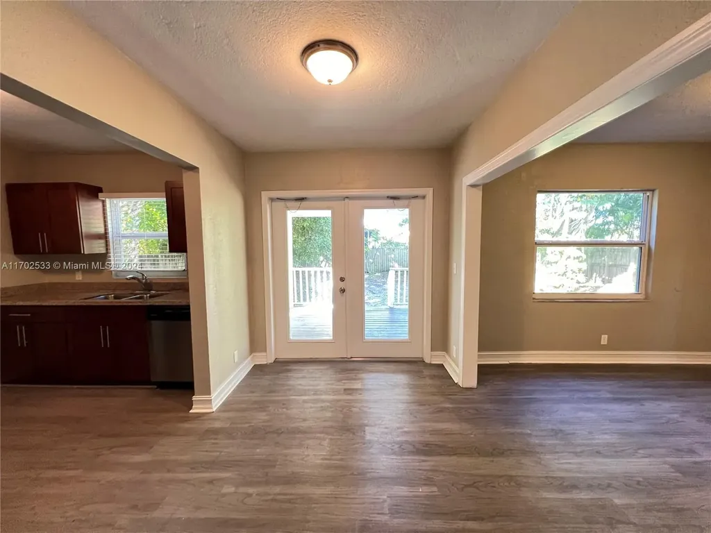 1401 SW 1 Street Fort Lauderdale FL 33315