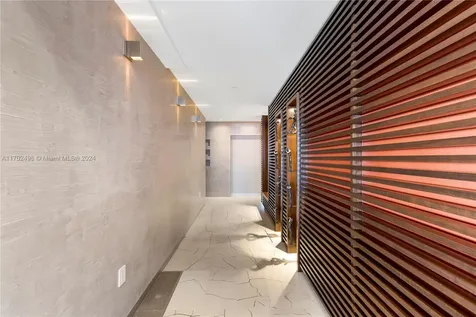 1425 Brickell Avenue Miami FL 33131