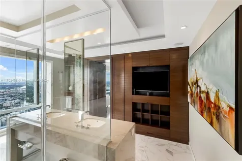 1425 Brickell Avenue Miami FL 33131
