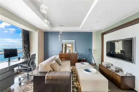 1425 Brickell Avenue Miami FL 33131