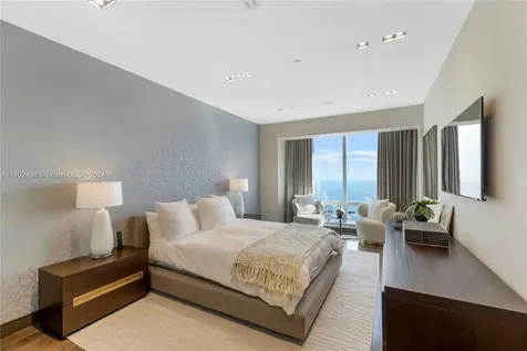1425 Brickell Avenue Miami FL 33131