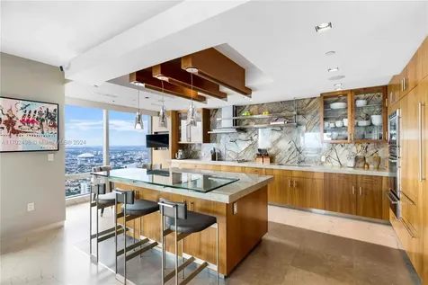 1425 Brickell Avenue Miami FL 33131