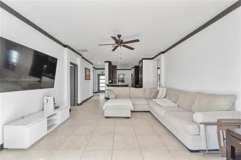 642 SE 31st Avenue Homestead FL 33033