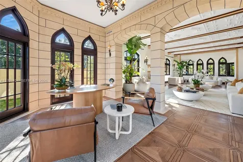 49 Palm Avenue Miami Beach FL 33139