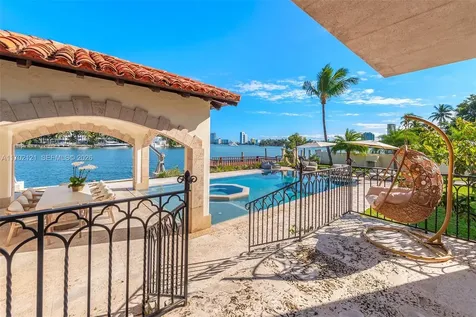 49 Palm Avenue Miami Beach FL 33139