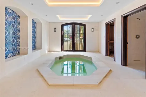 49 Palm Avenue Miami Beach FL 33139