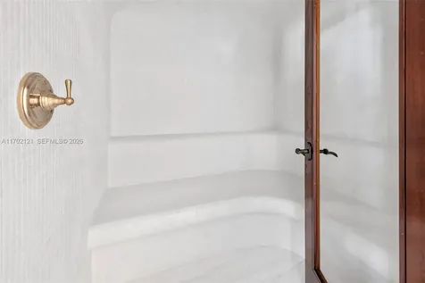 49 Palm Avenue Miami Beach FL 33139