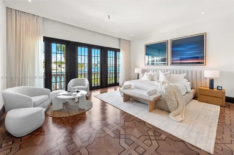 49 Palm Avenue Miami Beach FL 33139