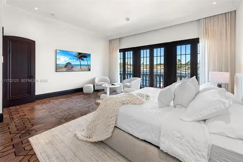 49 Palm Avenue Miami Beach FL 33139