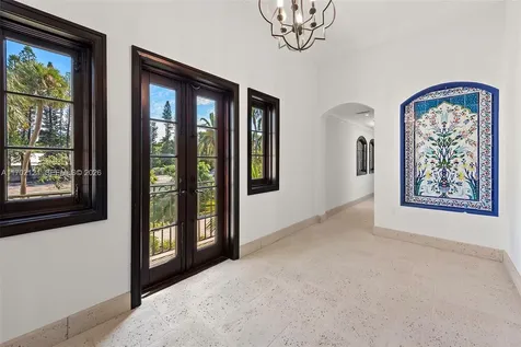 49 Palm Avenue Miami Beach FL 33139
