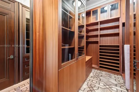49 Palm Avenue Miami Beach FL 33139