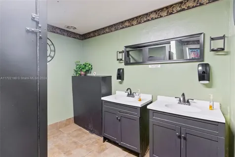1800 NW 9th Avenue Fort Lauderdale FL 33311